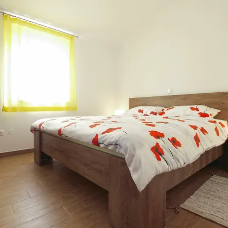 Tihana 1839 Apartment *